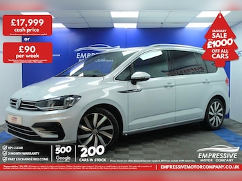 Used Volkswagen Touran 2018 for sale - 77157789: Photo