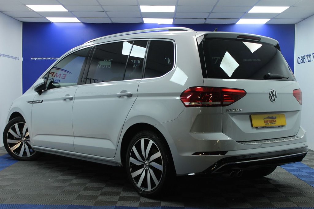 Used Volkswagen Touran 2018 for sale - 77157789: Photo 4