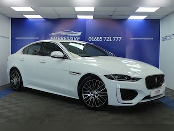 Used Jaguar XE 2019 for sale - 79022389: Photo