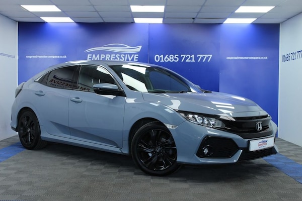Used Honda Civic 2018 for sale - 75142658: Photo 2