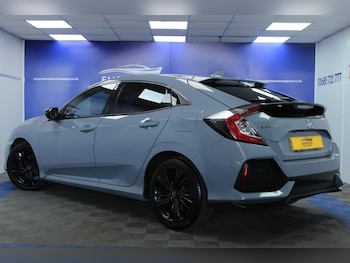 Used Honda Civic 2018 for sale - 75142658: Photo