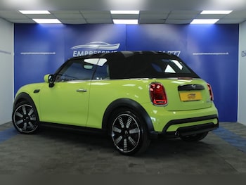 Used MINI Convertible 2021 for sale - 79517897: Photo