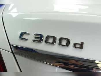 Used Mercedes-Benz C Class 2019 for sale - 79300281: Photo