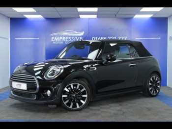 Used MINI Convertible 2019 for sale - 74800929: Photo