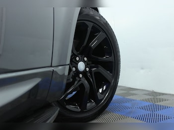 Used Land Rover Range Rover Sport 2019 for sale - 76410378: Photo