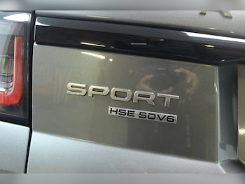 Used Land Rover Range Rover Sport 2019 for sale - 76410378: Photo