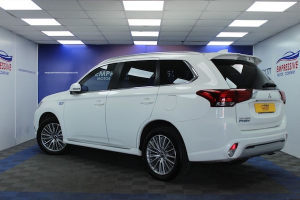Used Mitsubishi Outlander 2020 for sale - 75248275: Photo 4