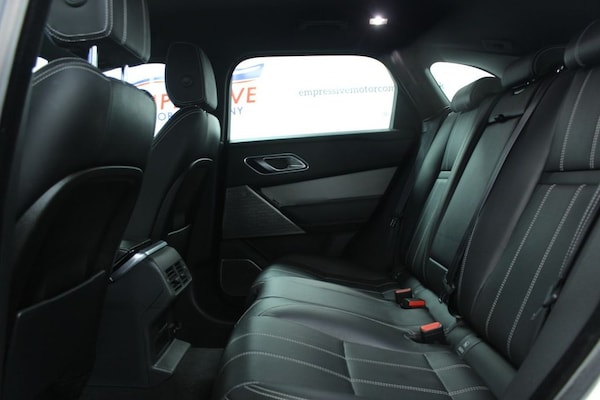 Used Land Rover Range Rover Velar 2018 for sale - 76297151: Photo 12