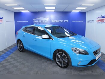 Used Volvo V40 2015 for sale - 77719716: Photo
