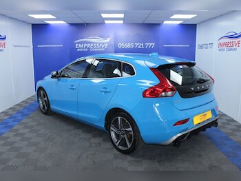 Used Volvo V40 2015 for sale - 77719716: Photo