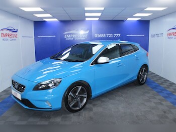 Used Volvo V40 2015 for sale - 77719716: Photo