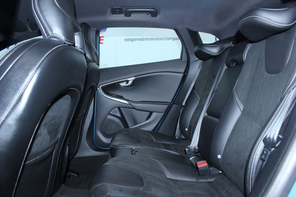 Used Volvo V40 2015 for sale - 77719716: Photo 7