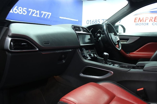 Used Jaguar F-Pace 2019 for sale - 76297079: Photo 10