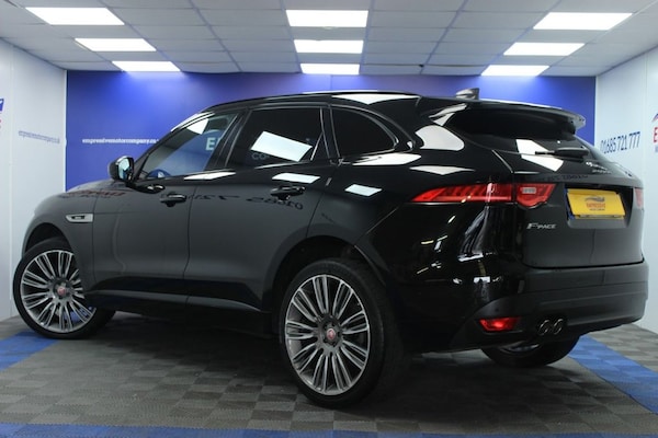 Used Jaguar F-Pace 2019 for sale - 76297079: Photo 3