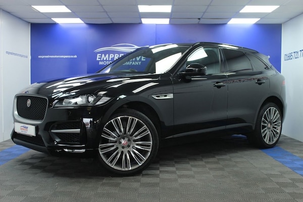 Used Jaguar F-Pace 2019 for sale - 76297079: Photo 4
