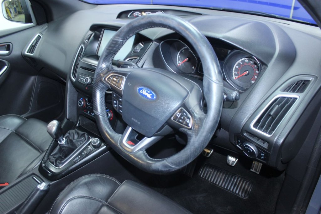 Used Ford Focus 2015 for sale - 77067542: Photo 5