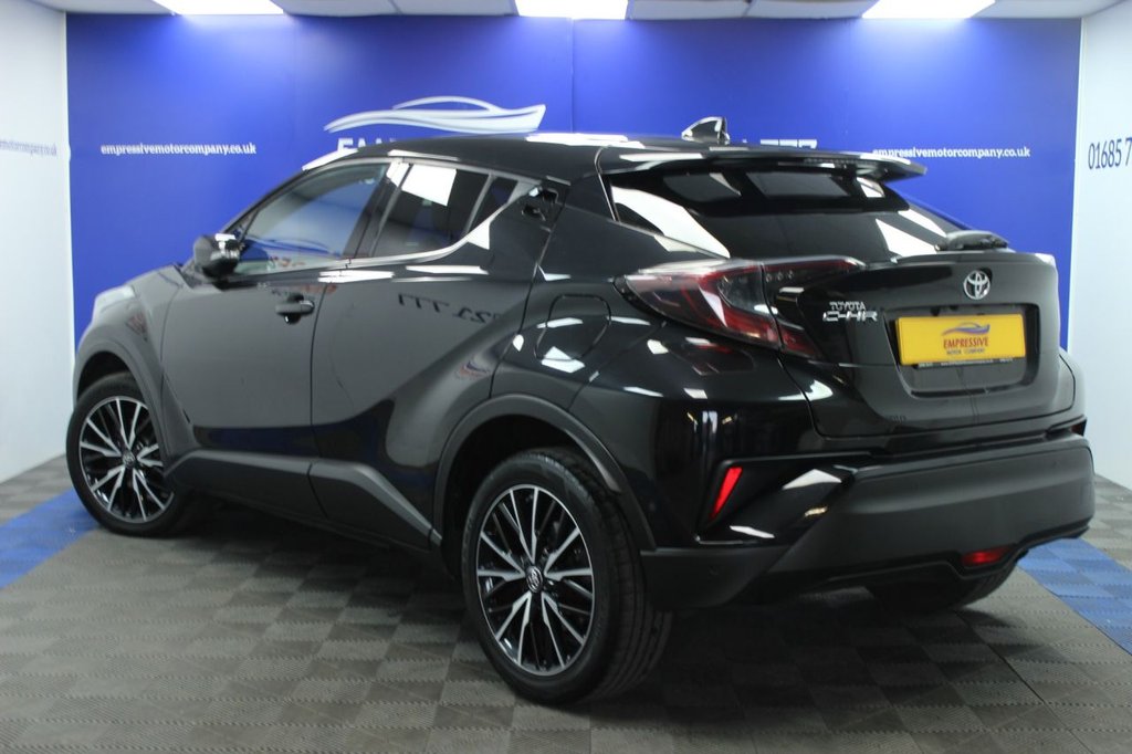 Used Toyota C-HR 2018 for sale - 77971558: Photo 3