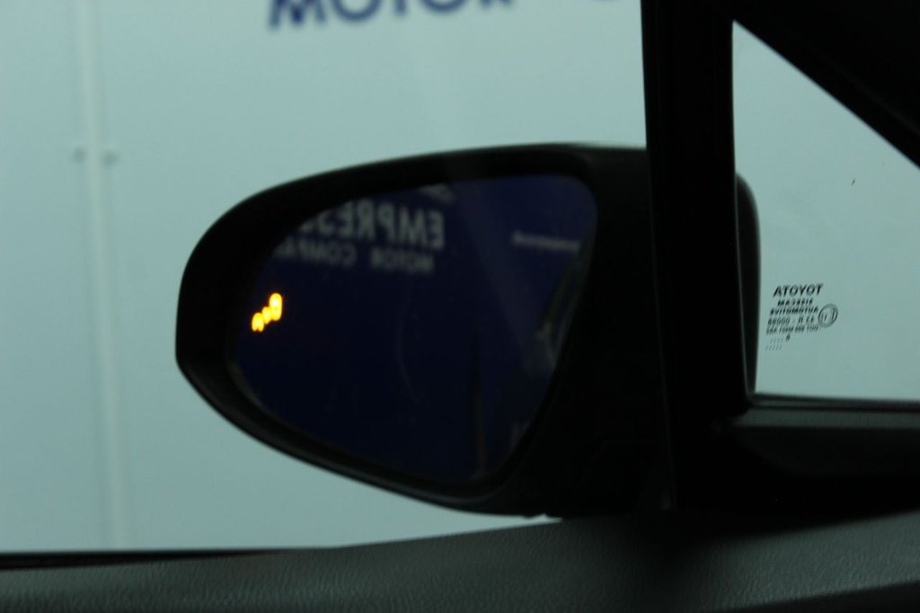 Used Toyota C-HR 2018 for sale - 77971558: Photo 8