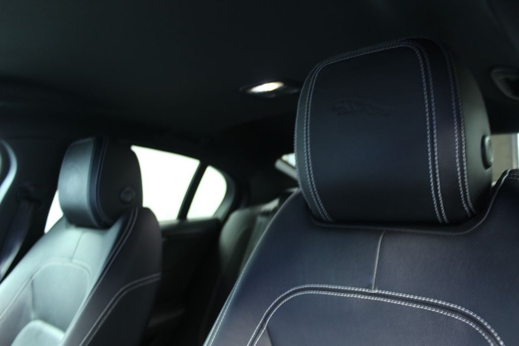 Used Jaguar XE 2020 for sale - 77785961: Photo 7