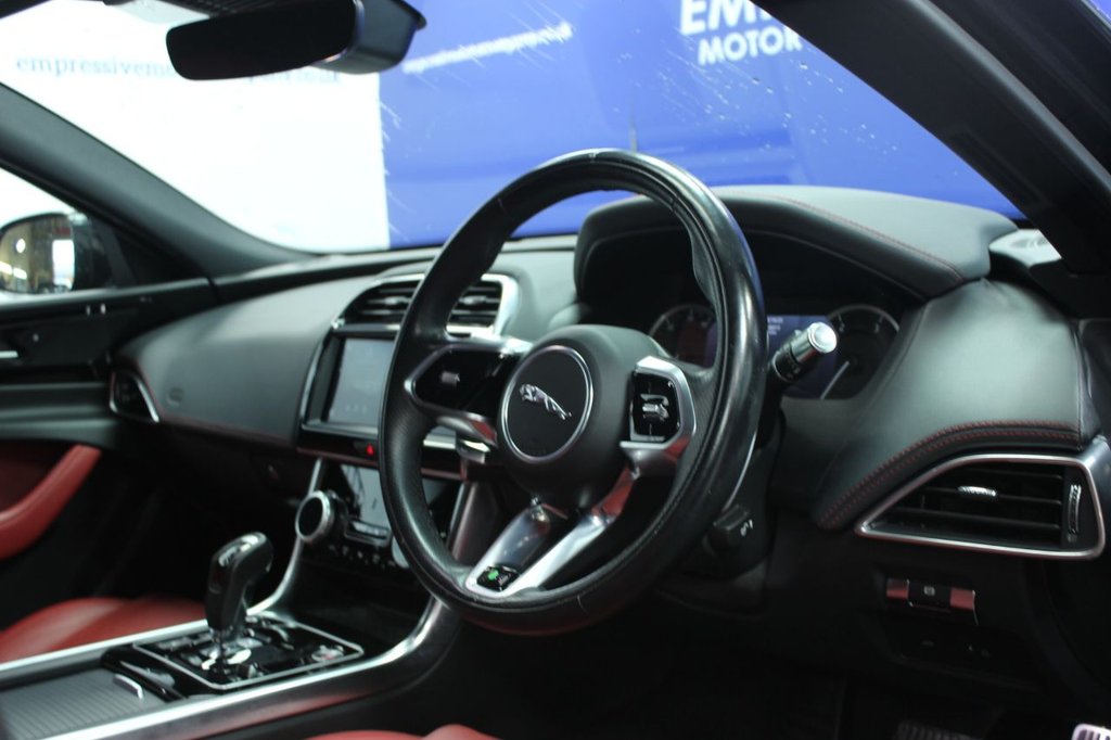 Used Jaguar XE 2021 for sale - 76361654: Photo 6