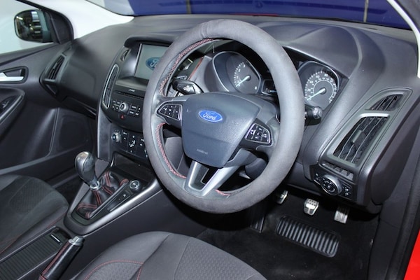 Used Ford Focus 2016 for sale - 76168490: Photo 7