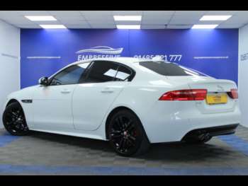 Used Jaguar XE 2017 for sale - 74344598: Photo