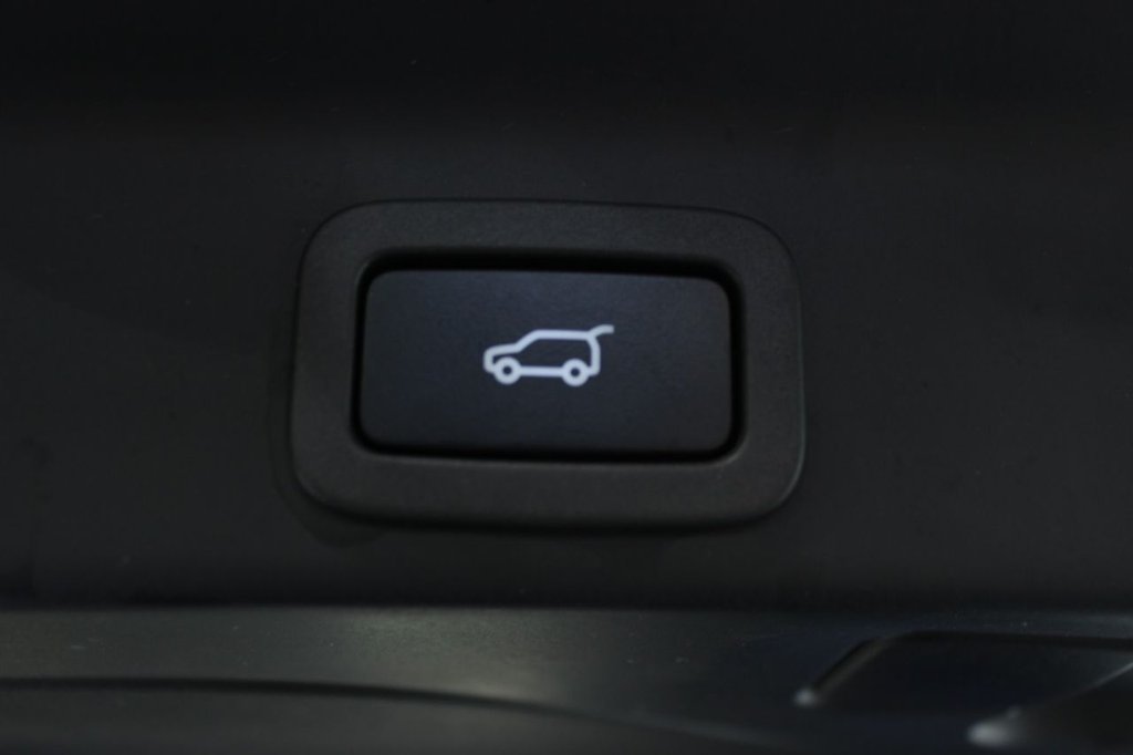 Used Jaguar F-Pace 2020 for sale - 77627375: Photo 13