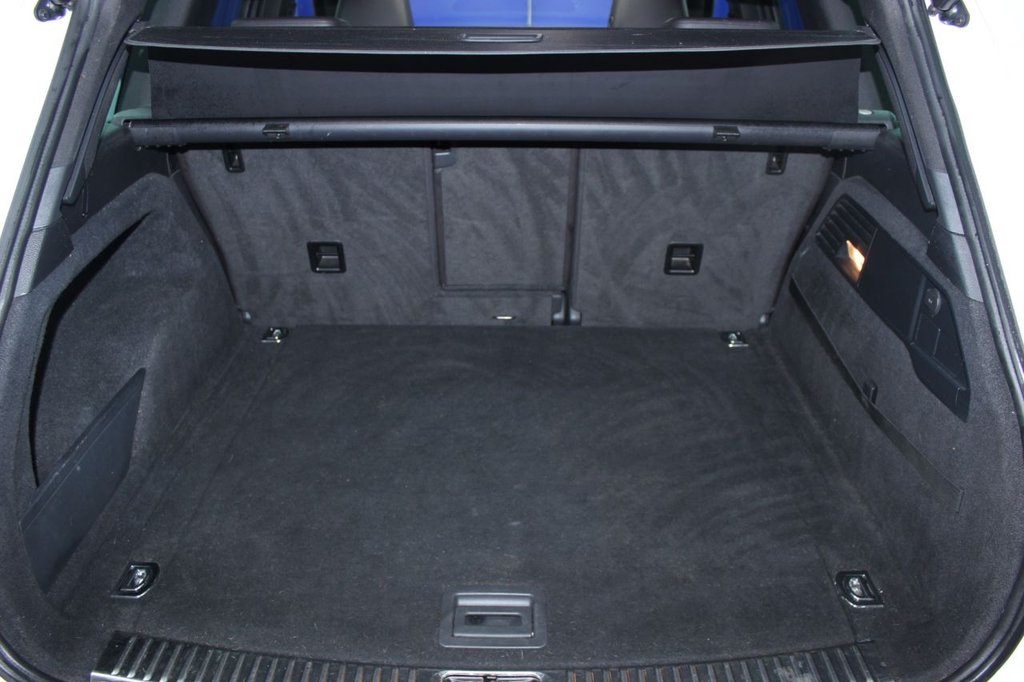 Used Volkswagen Touareg 2015 for sale - 77600159: Photo 10