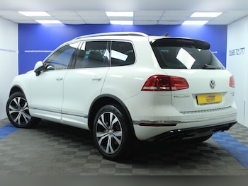 Used Volkswagen Touareg 2015 for sale - 77600159: Photo