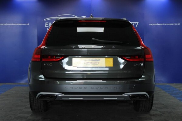Used Volvo V90 Cross Country 2017 for sale - 75451108: Photo 12