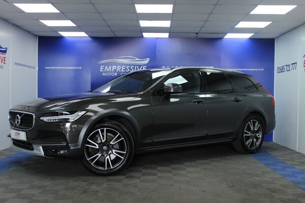 Used Volvo V90 Cross Country 2017 for sale - 75451108: Photo 5