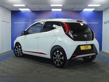 Used Toyota AYGO 2019 for sale - 79394362: Photo