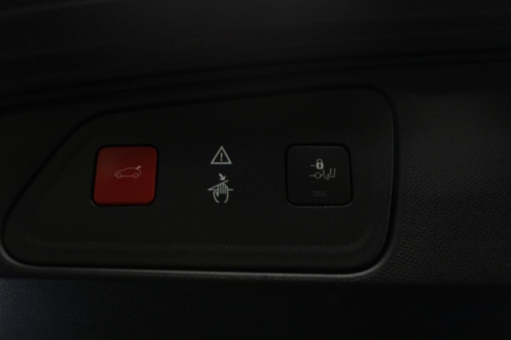 Used Peugeot 3008 2018 for sale - 77771064: Photo 13