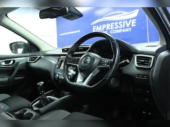 Used Nissan Qashqai 2018 for sale - 77360181: Photo