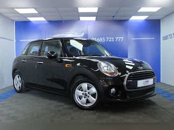 Used MINI Hatch 2017 for sale - 77959768: Photo