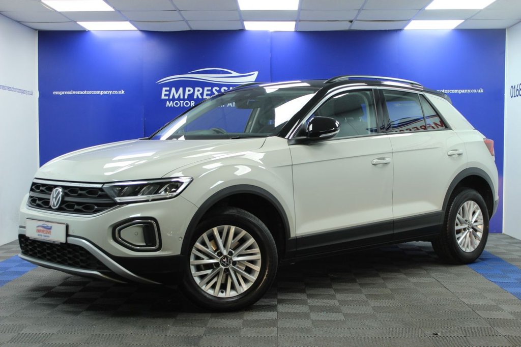 Used Volkswagen T-Roc 2024 for sale - 77307334: Photo 2