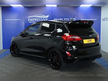 Used Ford Fiesta 2019 for sale - 78702300: Photo