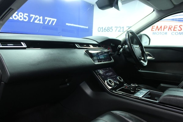 Used Land Rover Range Rover Velar 2018 for sale - 75648143: Photo 7