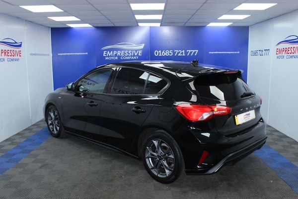 Used Ford Focus 2018 for sale - 74189466: Photo 3