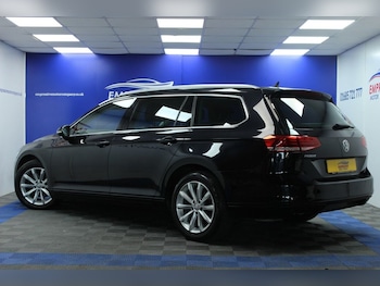 Used Volkswagen Passat 2018 for sale - 76610318: Photo