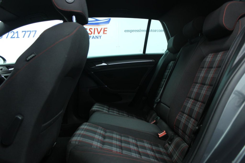 Used Volkswagen Golf 2017 for sale - 76486940: Photo 7