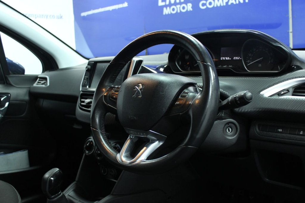 Used Peugeot 208 2015 for sale - 77360183: Photo 5