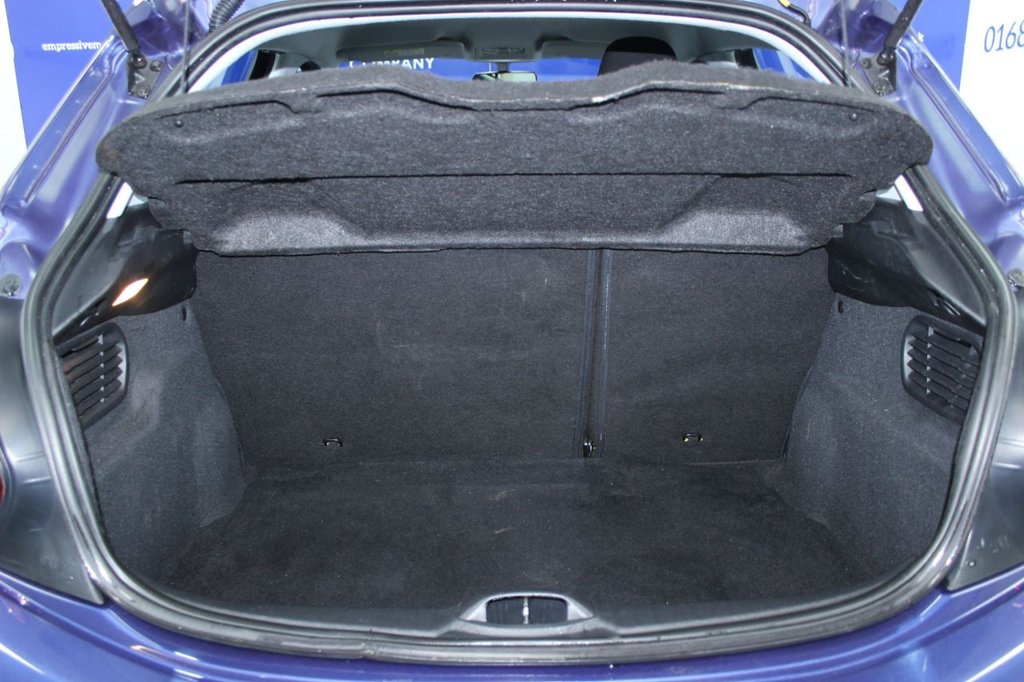 Used Peugeot 208 2015 for sale - 77360183: Photo 8