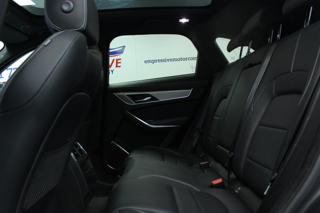 Used Jaguar F-Pace 2023 for sale - 76784039: Photo 10