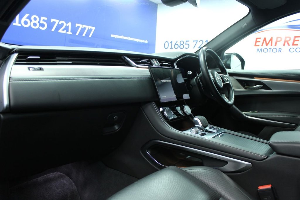 Used Jaguar F-Pace 2023 for sale - 76784039: Photo 9