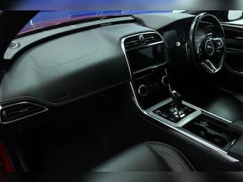 Used Jaguar XE 2020 for sale - 79822560: Photo