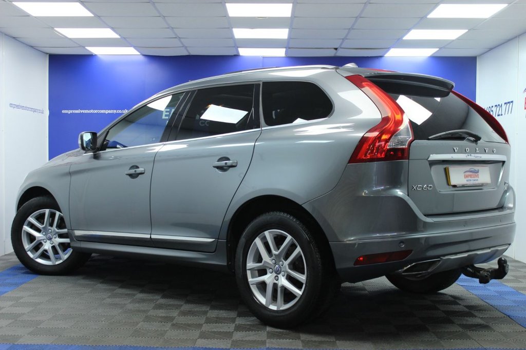 Used Volvo XC60 2017 for sale - 76327937: Photo 3