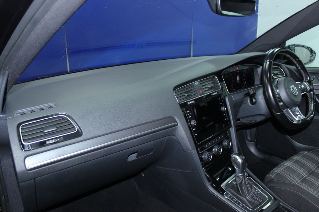 Used Volkswagen Golf 2019 for sale - 77263120: Photo 7