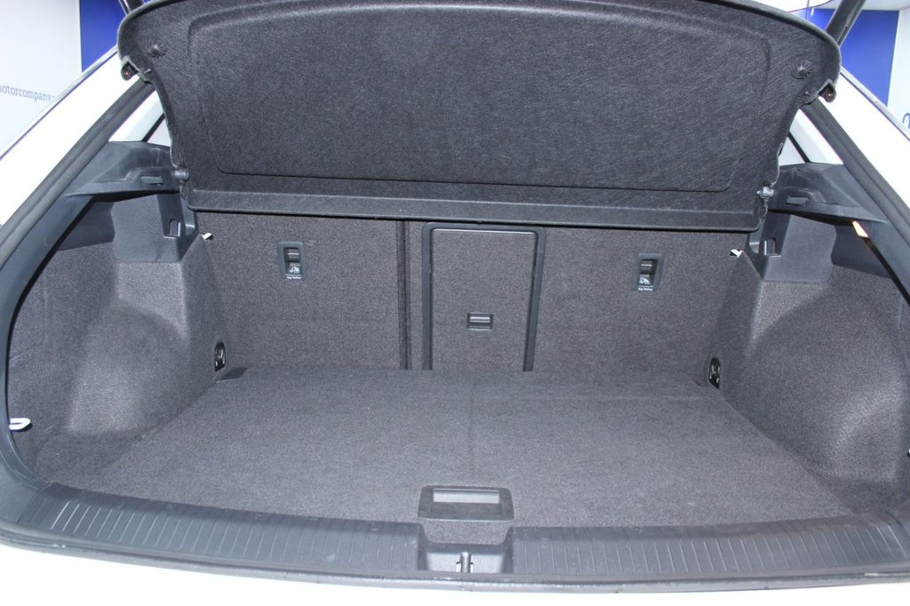 Used Volkswagen T-Roc 2018 for sale - 77010157: Photo 8