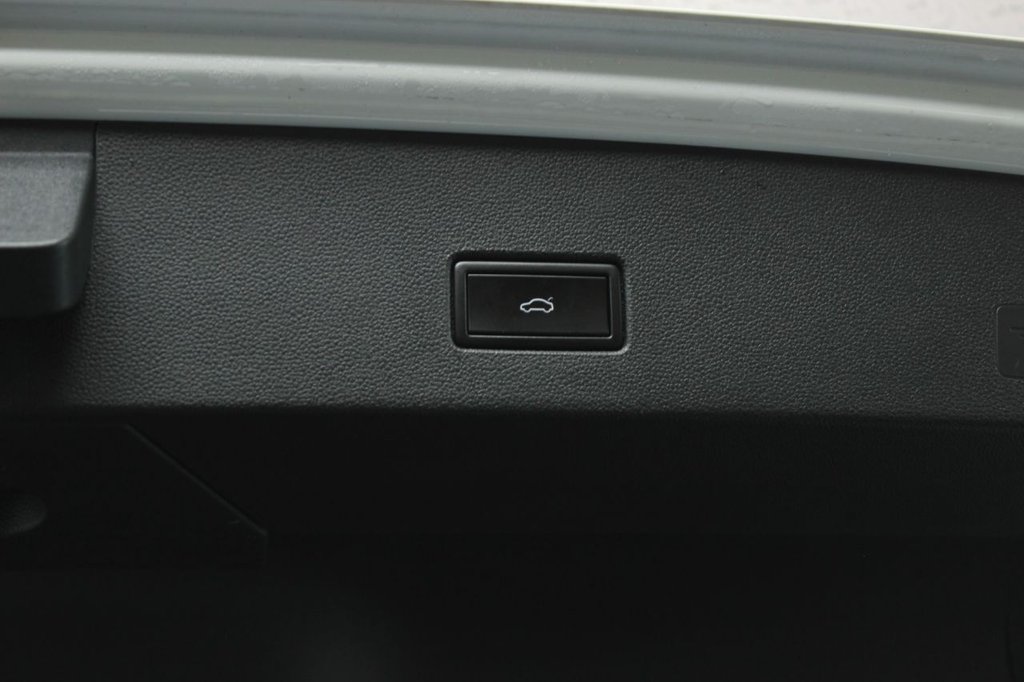 Used Volkswagen T-Roc 2018 for sale - 77010157: Photo 9